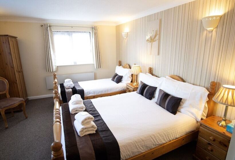 חדר סטנדרט, The Heath Inn