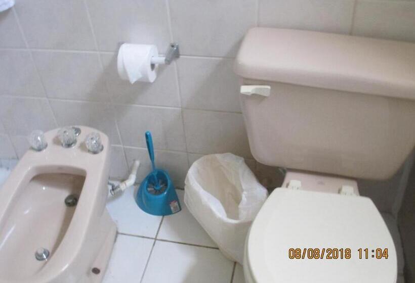 اتاق استاندارد, Tropical Breeze Vacation Home And Apartments