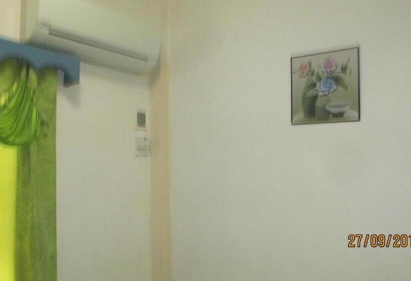 اتاق اکونومی, Tropical Breeze Vacation Home And Apartments