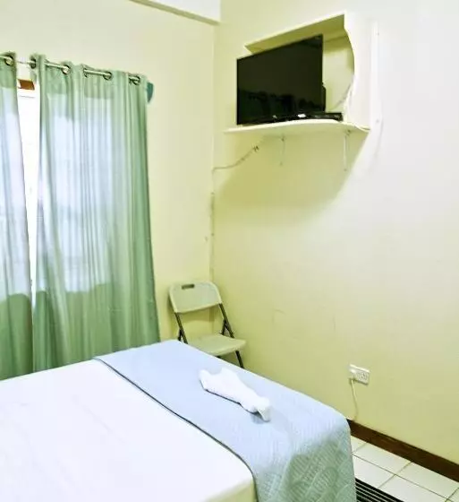 سوییت, Tropical Breeze Vacation Home And Apartments