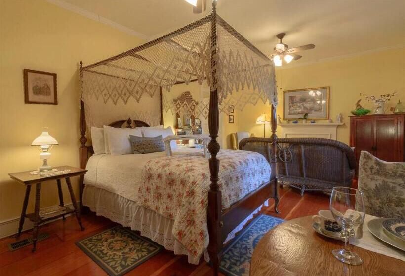 جناح, Magnolia Cottage Bed And Breakfast