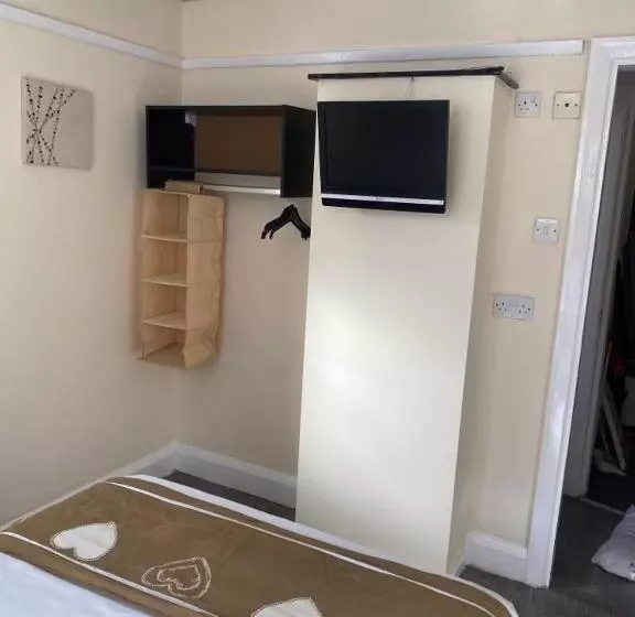 اتاق استاندارد با بالکن, Clarendon Lodge   Accommodation Only