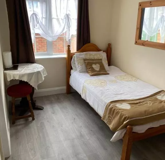 اتاق استاندارد یک نفره, Clarendon Lodge   Accommodation Only
