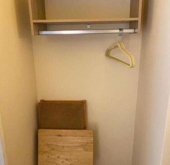 חדר סטנדרט יחיד, Clarendon Lodge   Accommodation Only