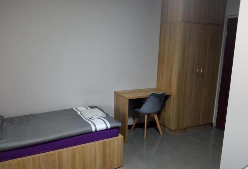 غرفة كومفورت ثلاثية, Czerwony Szafir Grodzisk