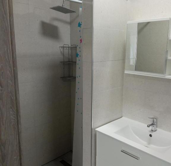 غرفة كومفورت ثلاثية, Czerwony Szafir Grodzisk