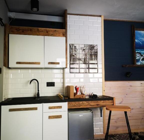 استودیوی استاندارد, Mazurska 8a