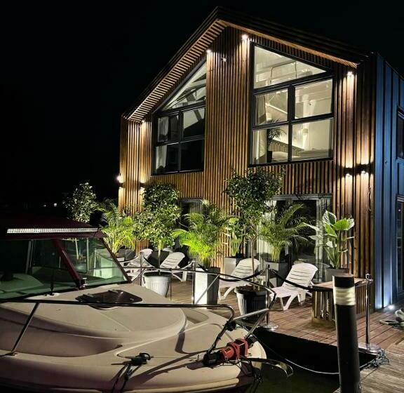 דירת חדר בקומת קרקע, Apartamenty Kapitańskie   Pływające