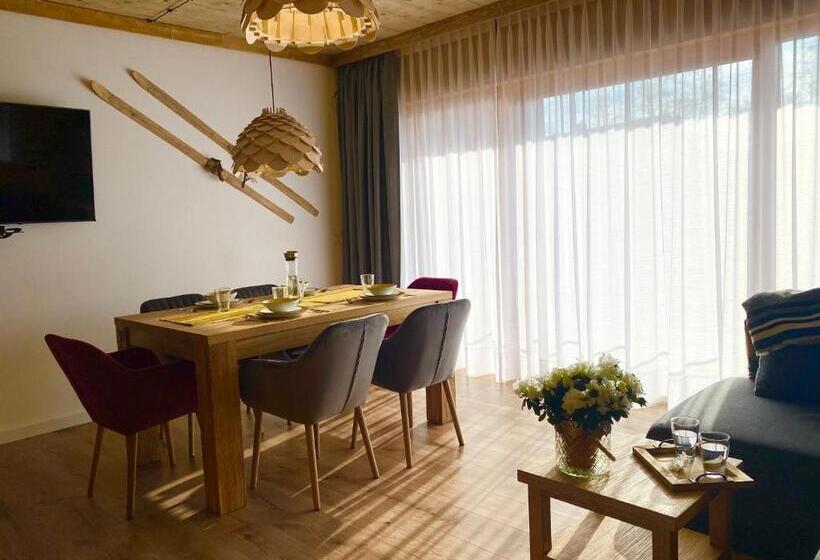 Апартаменты 1 Спальня, Apartamenty U Harrego Boutique Spa Z Klimatyzacja, Balkon, Sauna, Tężnia Parking