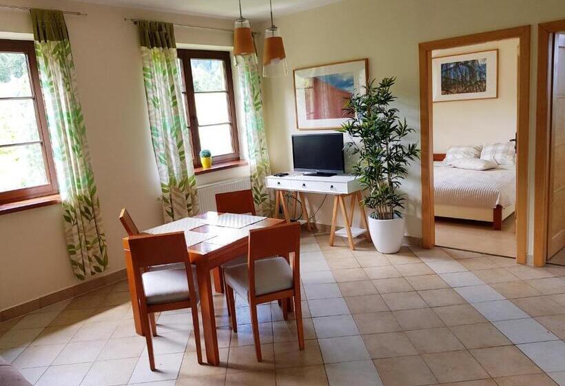 Люкс 2 Спальни, Apartamenty Dom Na Wzgórzu Gardenia