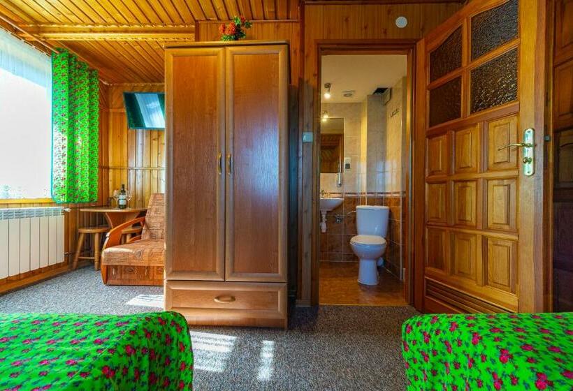 غرفة قياسية ثلاثية, Apartamenty I Pokoje W Willi Na Ubocy