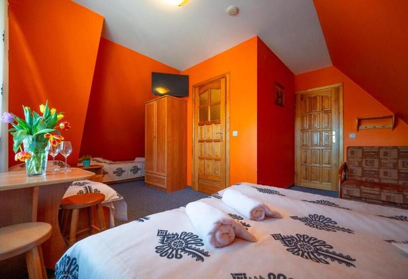 Четырехместный Номер Стандарт, Apartamenty I Pokoje W Willi Na Ubocy