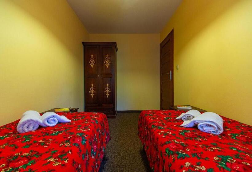 جناح ديلوكس, Apartamenty I Pokoje W Willi Na Ubocy