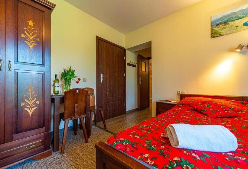 Номер Deluxe, Apartamenty I Pokoje W Willi Na Ubocy