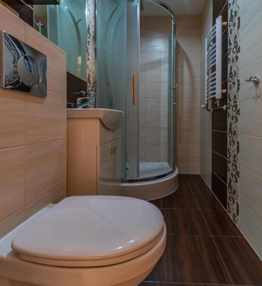 غرفة ديلوكس ثلاثية, Apartamenty I Pokoje W Willi Na Ubocy