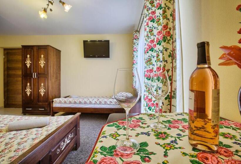 Трехместный Номер Deluxe, Apartamenty I Pokoje W Willi Na Ubocy