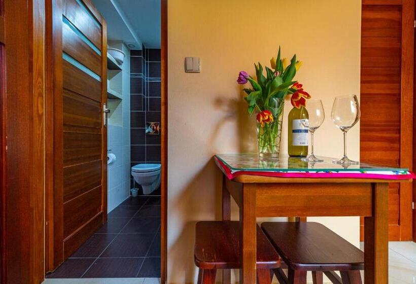 إستوديو ديلوكس, Apartamenty I Pokoje W Willi Na Ubocy