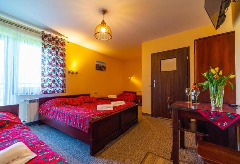 غرفة ديلوكس رباعية, Apartamenty I Pokoje W Willi Na Ubocy