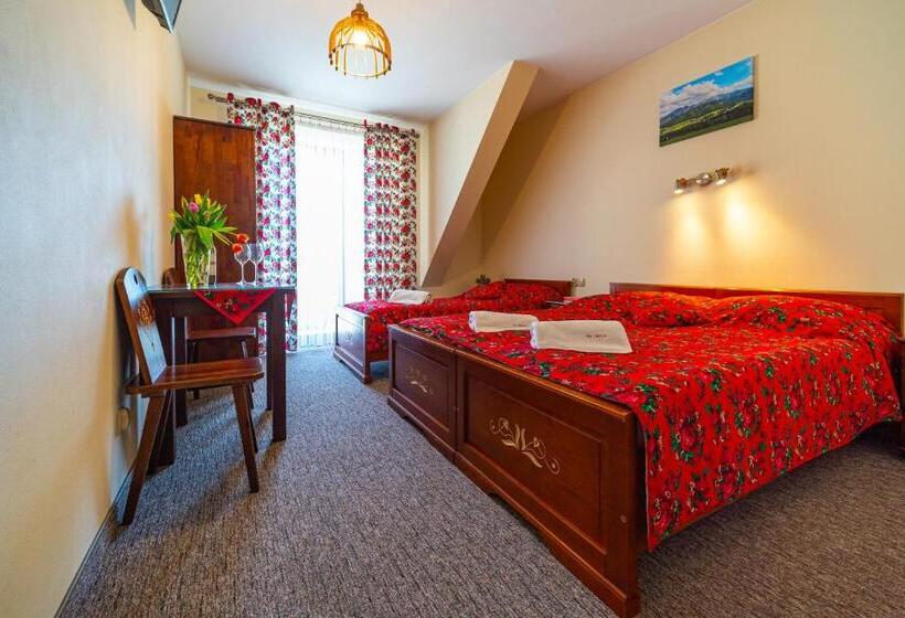 غرفة ديلوكس ثلاثية, Apartamenty I Pokoje W Willi Na Ubocy