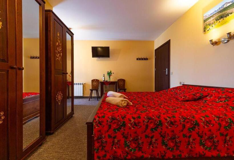 غرفة ديلوكس رباعية, Apartamenty I Pokoje W Willi Na Ubocy