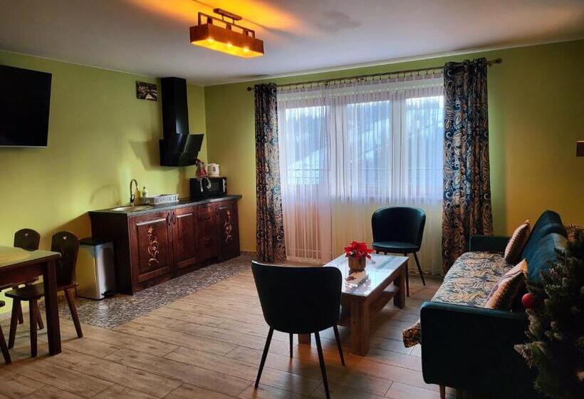 جناح ديلوكس, Apartamenty I Pokoje W Willi Na Ubocy