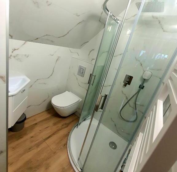 اتاق استاندارد چهار تخته, Pokoje Skalnica