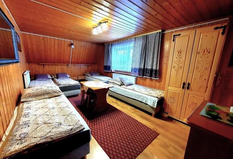Семейный Номер, Pokoje Skalnica