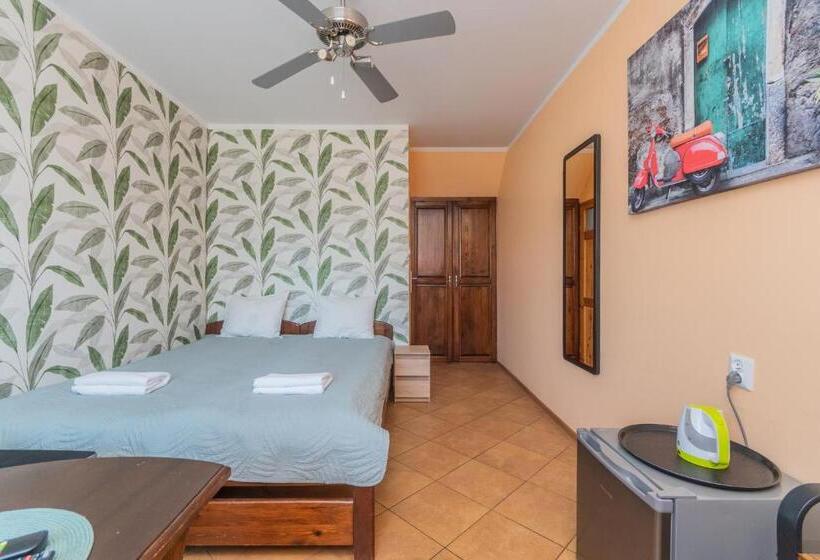 Номер Стандарт, Dom Goscinny Luna