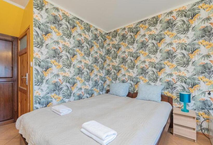 Номер Стандарт, Dom Goscinny Luna