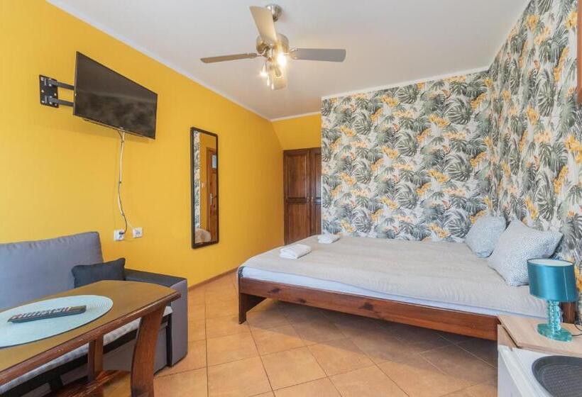 Номер Стандарт, Dom Goscinny Luna