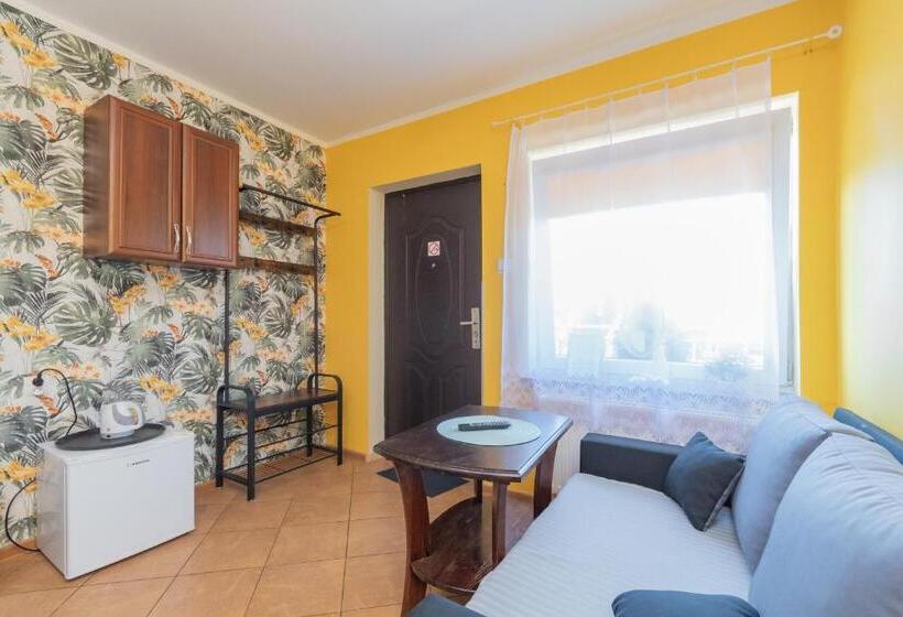 Номер Стандарт, Dom Goscinny Luna