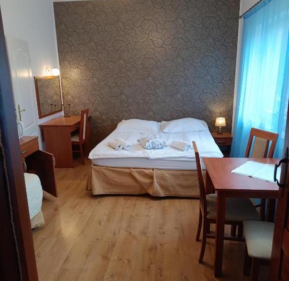 Номер Стандарт Трехместный, Letnia Willa Jacuzzi & Sauna