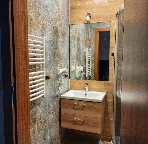Quarto Deluxe com Sacada, Narciarski Dworek