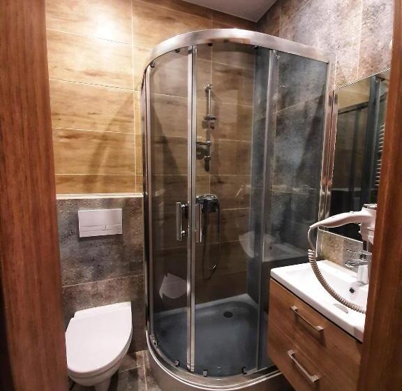 اتاق استاندارد با چشمانداز کوهستان, Narciarski Dworek