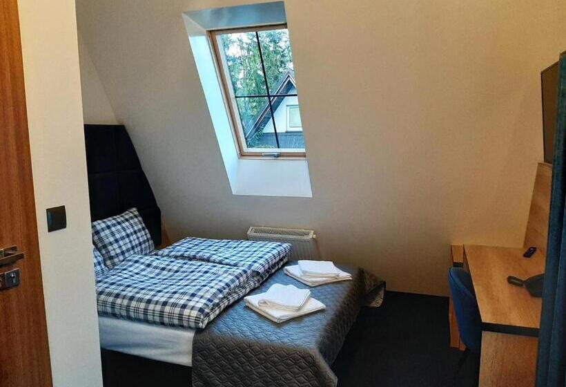 اتاق استاندارد با تخت بزرگ, Narciarski Dworek