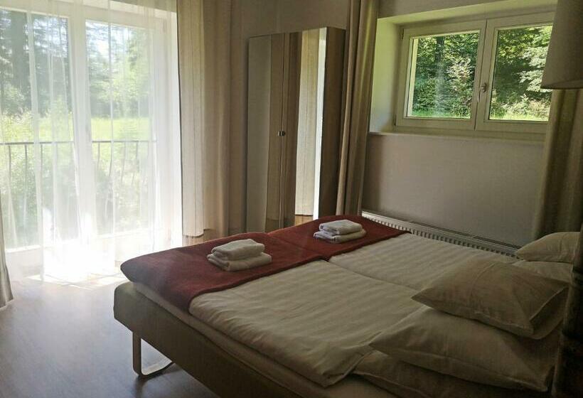 חדר קלאסי, Orańska