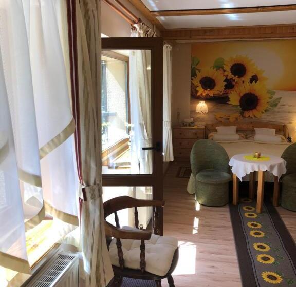 غرفة قياسية ثلاثية مزودة بشرفة, Ranczo Frodyma