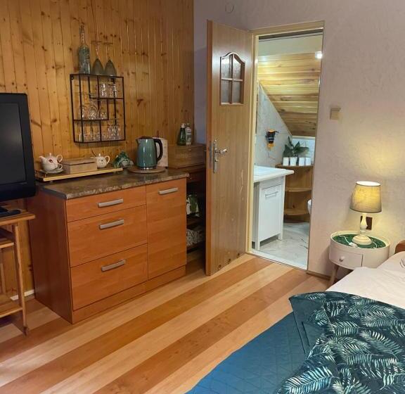 غرفة عائلية مطلّة علي الجبل, Ranczo Frodyma