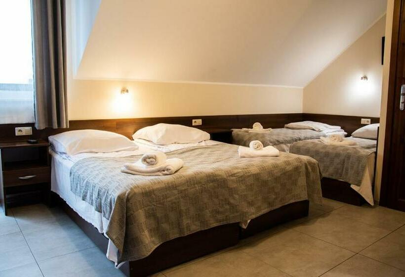 Номер Стандарт, Urychertow