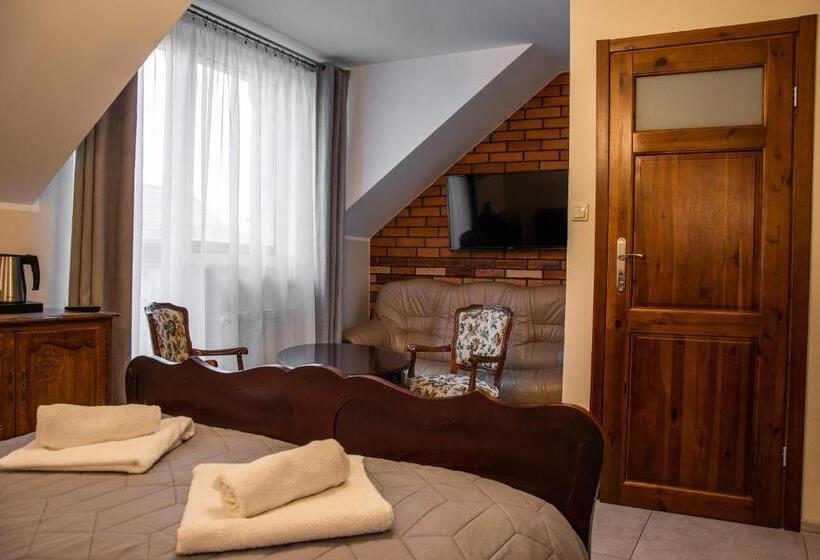 Номер Стандарт, Urychertow