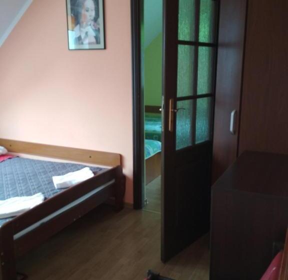 Семейный Номер, Vita Augustów