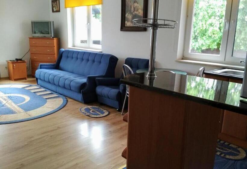 Семейный Номер, Vita Augustów