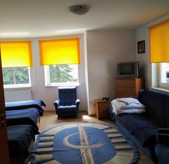 Семейный Номер, Vita Augustów