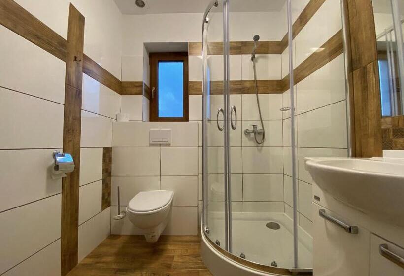 스탠다드 트리플 룸, Zajazd Tadeo