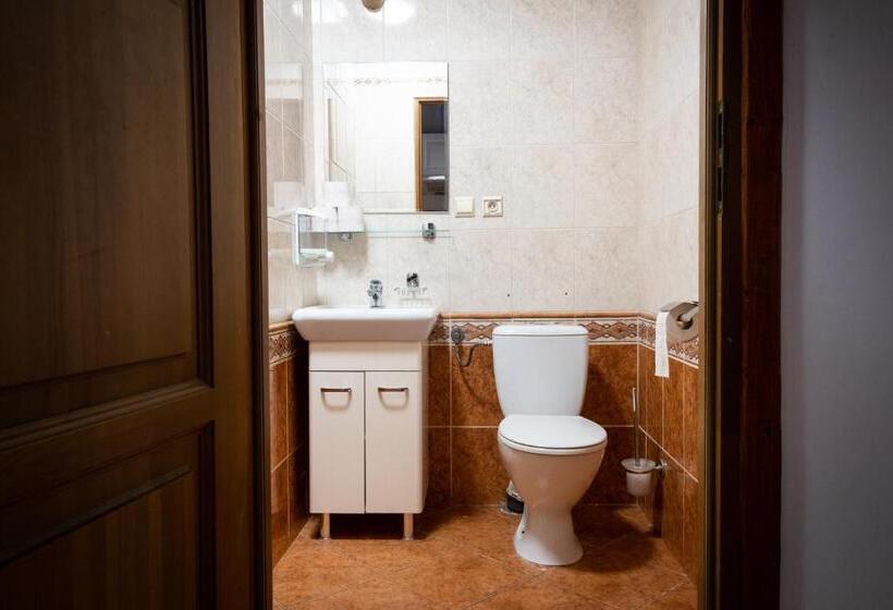 이코노이 4인룸, Zajazd Tadeo