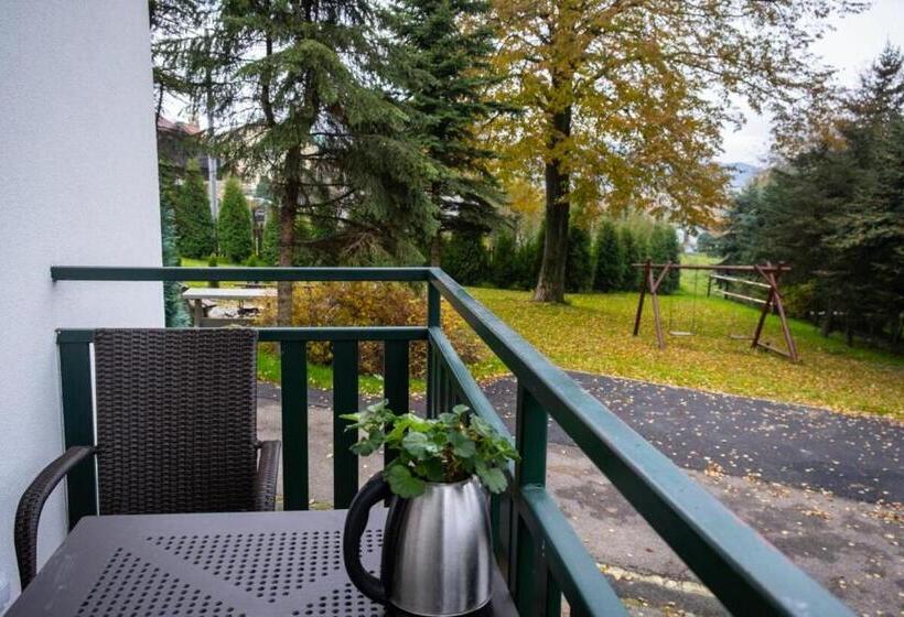 스탠다드 트리플 발코니 룸, Zajazd Tadeo