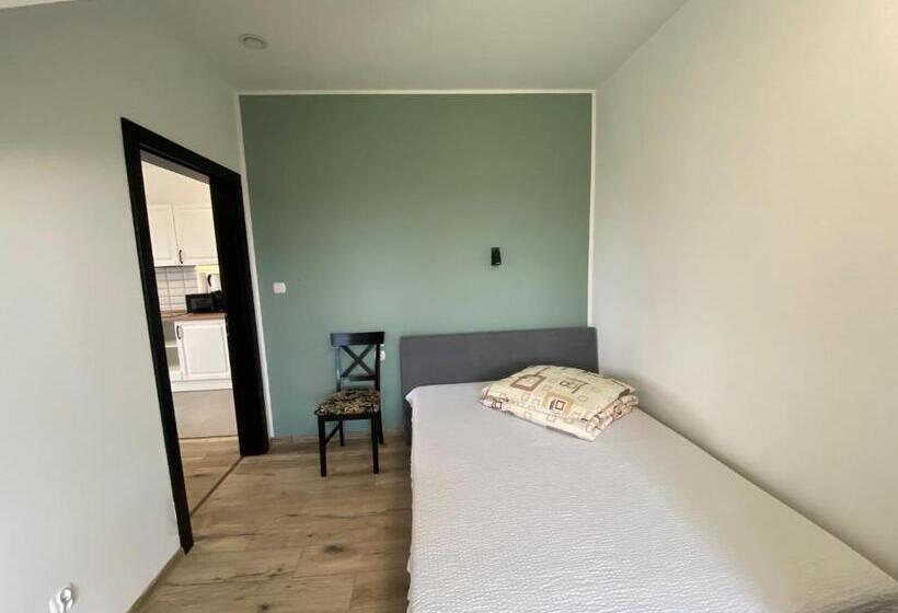 1 Bedroom Apartment Lake View, Zajazd Tadeo