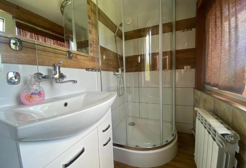 침실 1개 발코니 아파트, Zajazd Tadeo