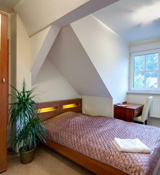 スタンダードシングルルーム, Centrum Restauracyjno Hotelowe Florres