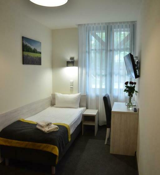 スタンダードシングルルーム, Centrum Restauracyjno Hotelowe Florres